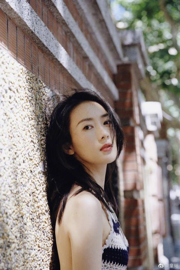 嚴肅護膚 | 讓趙麗穎誇漂亮的嘴，到底要下多少功夫