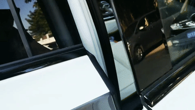 易於駕控的移動行宮難以駕馭的王者氣場 試駕紅旗E-HS9