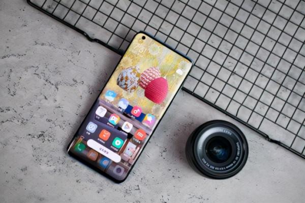 曲面屏+1億畫素+4780mAh大電池，跌至2579元