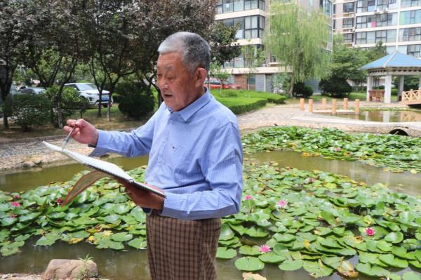 心象外化 詩意謳歌——畫家丁鴻雁為荷花寫照 心象外化 詩意謳歌——畫家丁鴻雁為荷花寫照
