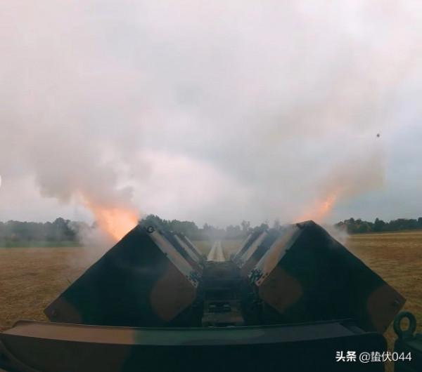 波蘭猴麵包樹佈雷車