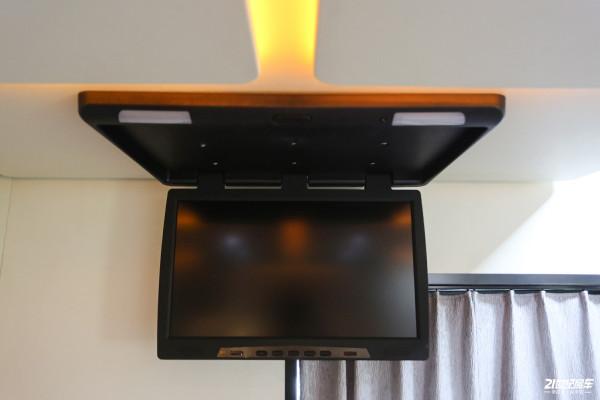 擁有德國MAN核心技術,6.9T+10AMT,藍牌C本,羅曼維爾德重卡房車 擁有德國MAN核心技術,6.9T+10AMT,藍牌C本,羅曼維爾德重卡房車