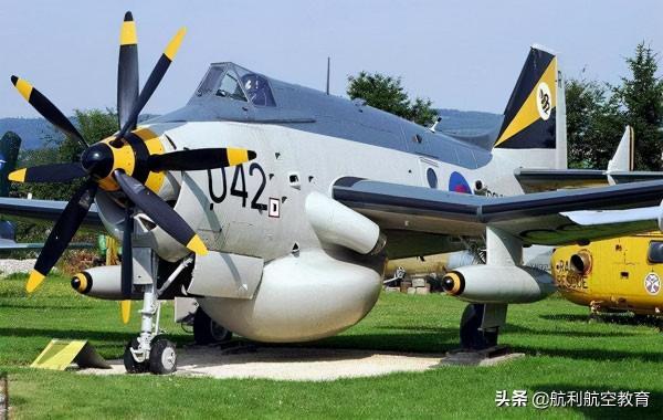 飛機真奇怪,英國佔一半 飛機真奇怪,英國佔一半