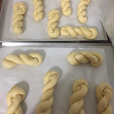 超經典的酸奶大麻花在家也能做