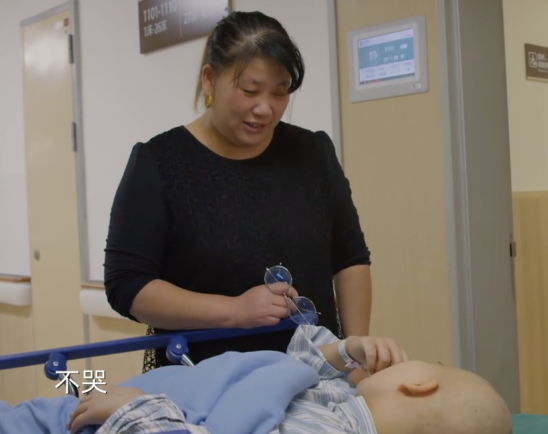 江蘇14歲女孩患骨癌，寧願“安樂死”也不截肢，媽媽含淚做下決定