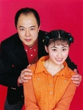 61歲戲骨李子雄罕曬娃,3歲兒子似混血,嬌妻曾是張鐵林緋聞女友 61歲戲骨李子雄罕曬娃,3歲兒子似混血,嬌妻曾是張鐵林緋聞女友