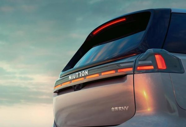 造電瓶車的小牛要造電動車，首款產品官圖釋出，網友：這啥造型啊