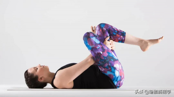 16個經典陰瑜伽動作，全面開髖，效果槓槓滴（收藏級！）