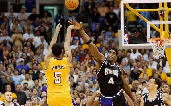 致命殺手！盤點NBA季後賽十大關鍵先生：雷阿倫僅排第三名