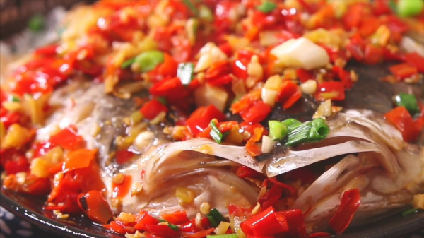 湖南最出名的12道名菜，香辣可口，又鮮又嫩，自己在家也能輕鬆做