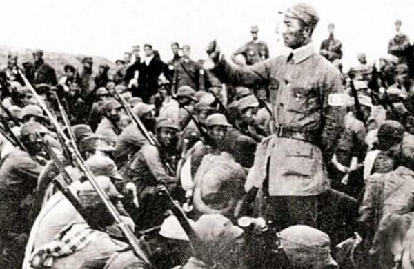 1945年我軍為何用“縱隊”編制?除表層鬥爭外,還有兩個重要因素 1945年我軍為何用“縱隊”編制?除表層鬥爭外,還有兩個重要因素