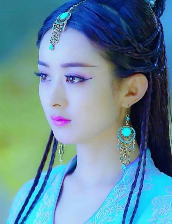 趙麗穎：氣得我腦殼痛的蜀山戰紀，甜得我上頭的老九門