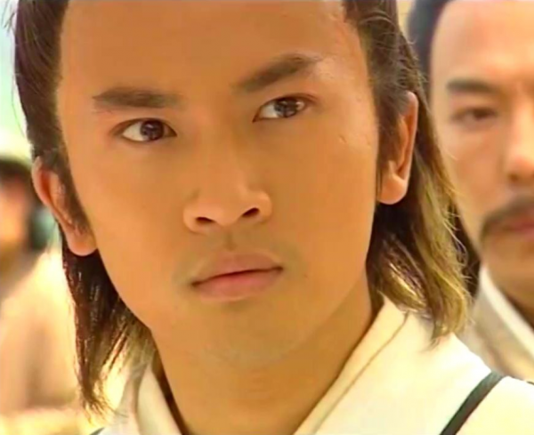 倚天屠龍記變“群魔亂舞”，林峰主演被嘲毀童年，古天樂燙頭演爹