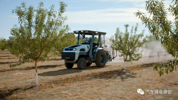 特斯拉前員工推出自動駕駛電動拖拉機