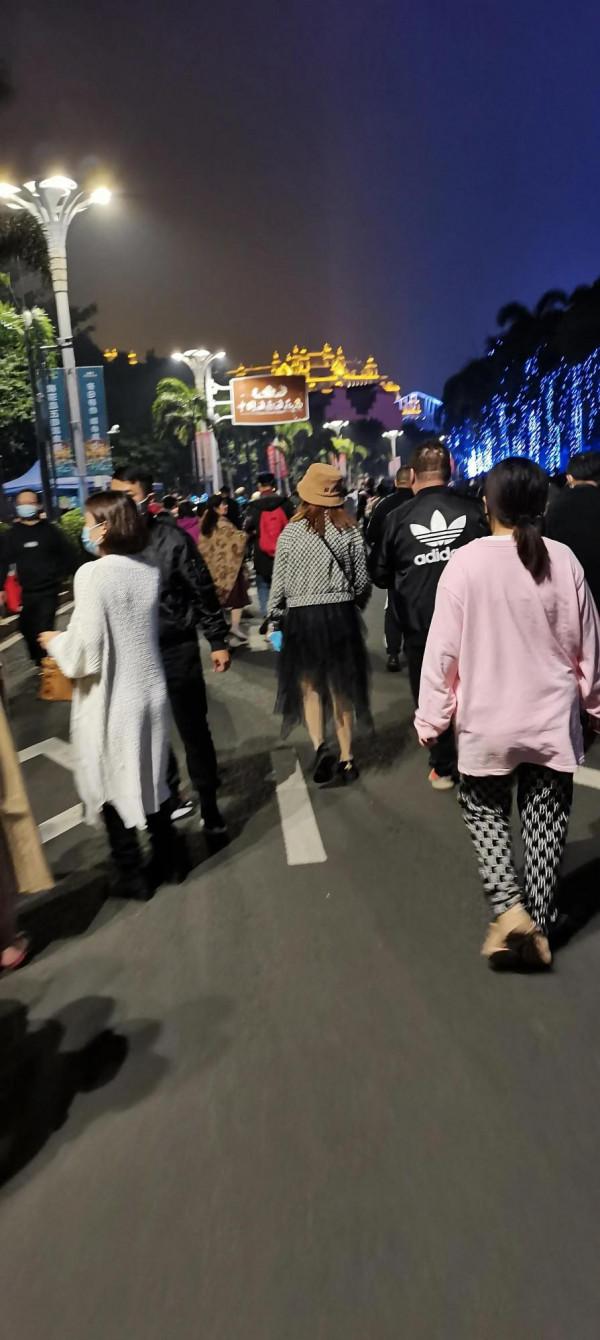 今夜，海花島太迷人