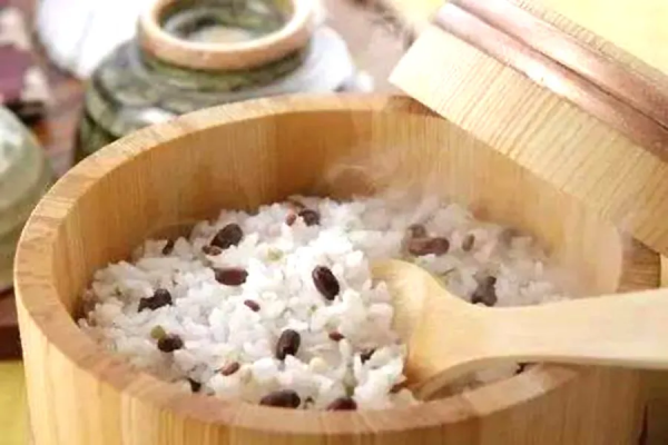 不吃主食來減肥,越減越肥危害不小;主食不能少,關鍵吃對吃好 不吃主食來減肥,越減越肥危害不小;主食不能少,關鍵吃對吃好