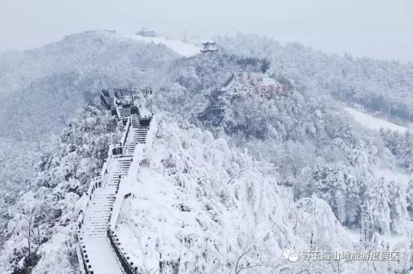 【圖說涼都】野玉海，銀裝素裹的童話世界