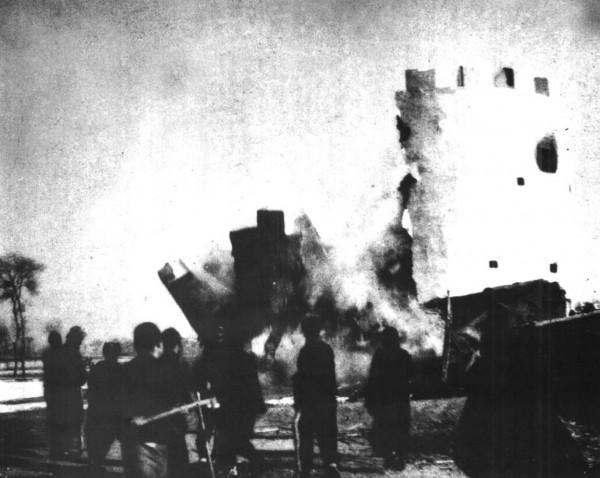 每人就兩發子彈咋打仗?24歲團長下令:讓二鬼子“跳舞”去吧 每人就兩發子彈咋打仗?24歲團長下令:讓二鬼子“跳舞”去吧