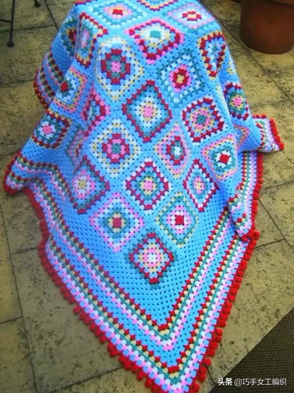 我家從來不買被單,我家用的全是手工針織的毯子,你喜歡嗎? 我家從來不買被單,我家用的全是手工針織的毯子,你喜歡嗎?