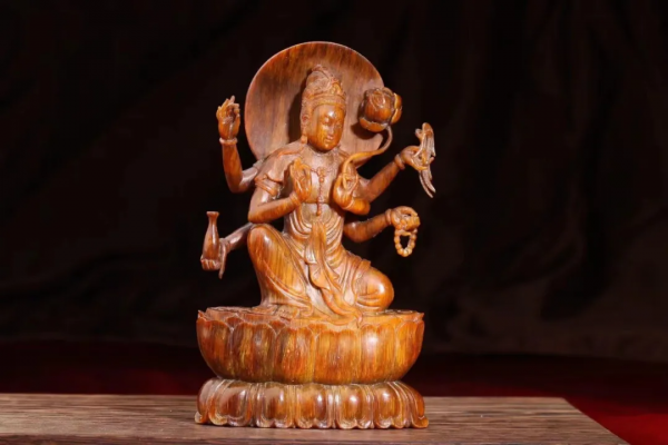 今年很火的這種手串一般人見不到，也買不到，太稀缺了