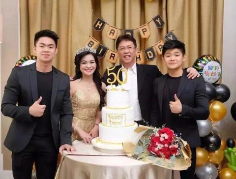 歲月有時特意眷顧一些人