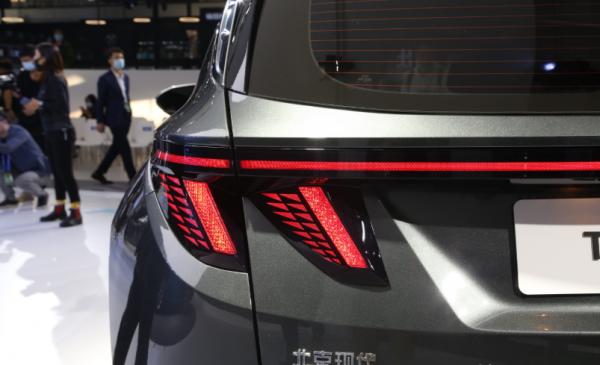 全系自動擋+200馬力+10.25英寸大屏,入手第五代途勝L是否超值? 全系自動擋+200馬力+10.25英寸大屏,入手第五代途勝L是否超值?