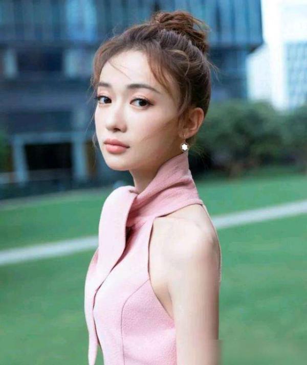 &OpenCurlyDoubleQuote;內卷&rdquo;下暴瘦的10位女星，有人瘦到22公斤，體力不支只能坐輪椅