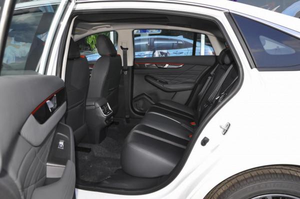 東風風神又一精品車！比逸動plus更長，推薦辣爸版，11.59萬可入