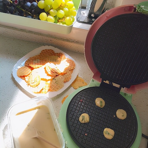 美味的蔥香薄脆，好吃到停不下來