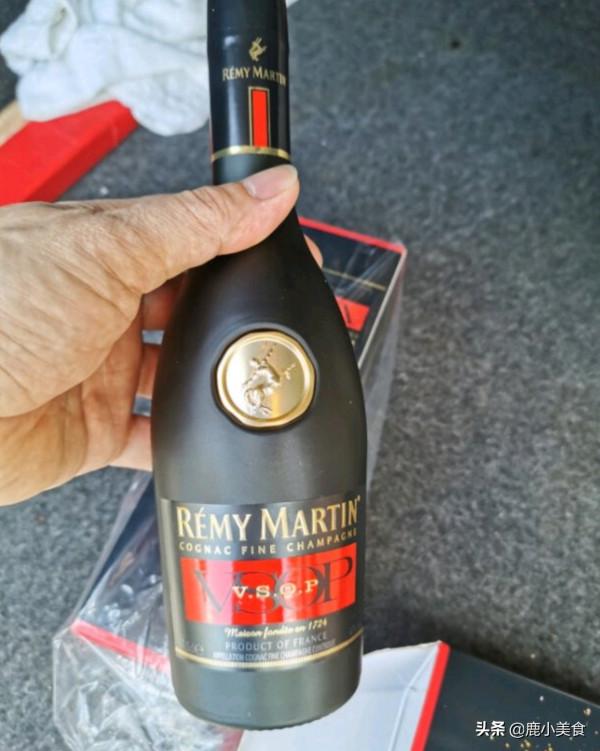 春節家宴用酒，這&OpenCurlyDoubleQuote;4類酒&rdquo;別拿來待客，難喝易上頭，還遭人嫌棄