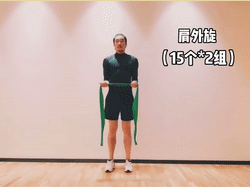 如何有效刺激三角肌？注意4點改善溜肩，把肩練寬、練飽滿