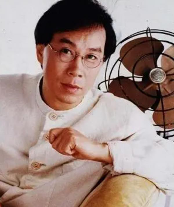 蔡國權：與張國榮齊名，卻在49歲車禍癱瘓，被妻子扔在養老院18年