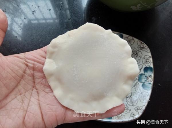 這樣的餡餅你喜歡嗎?皮薄餡多,用料十足!一口下去滿嘴留香 這樣的餡餅你喜歡嗎?皮薄餡多,用料十足!一口下去滿嘴留香