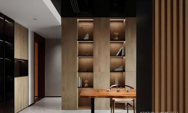 140㎡整出70㎡收納空間,還有超大落地窗,從早美到晚 140㎡整出70㎡收納空間,還有超大落地窗,從早美到晚