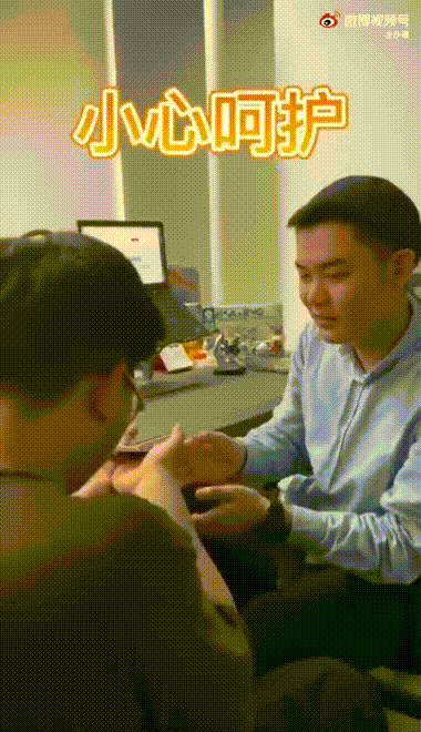 #iPhone13發售第一天# #iPhone13發售第一天#