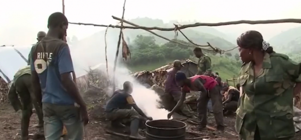 剛果女兵:為了證明自己比男人強,每次都衝在最前面 剛果女兵:為了證明自己比男人強,每次都衝在最前面
