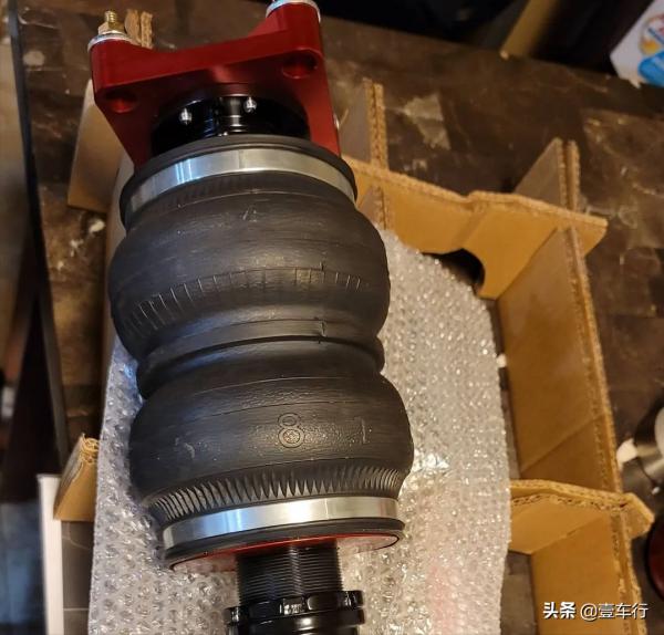 全套HKS寬體+獨特剪刀門,最帥的豐田GR Supra考慮一下? 全套HKS寬體+獨特剪刀門,最帥的豐田GR Supra考慮一下?