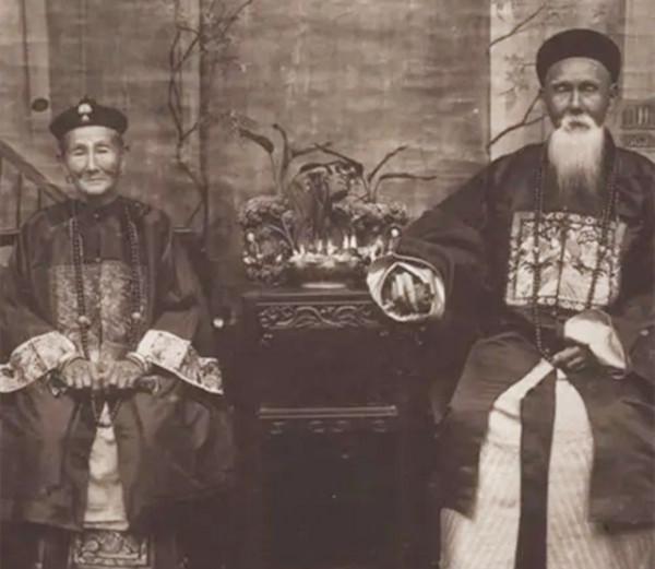 曾國藩結婚當天,新娘子突然悔婚,媒人過意不去:娶我女兒吧 曾國藩結婚當天,新娘子突然悔婚,媒人過意不去:娶我女兒吧