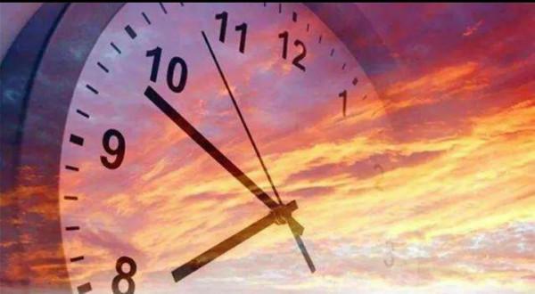 時間真的存在嗎?一位女同志在密閉洞穴住了一百三十天,結果怎樣 時間真的存在嗎?一位女同志在密閉洞穴住了一百三十天,結果怎樣