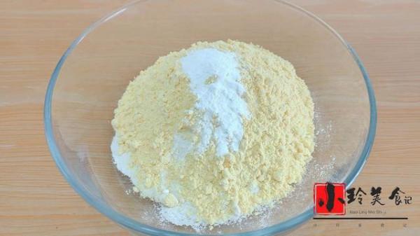 家裡有玉米麵教你做爐果，比桃酥還好吃，入口香酥脆甜，好吃極了