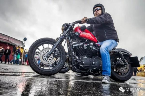 「 滾雷之聲 」數萬輛哈雷的巡遊活動 「 滾雷之聲 」數萬輛哈雷的巡遊活動