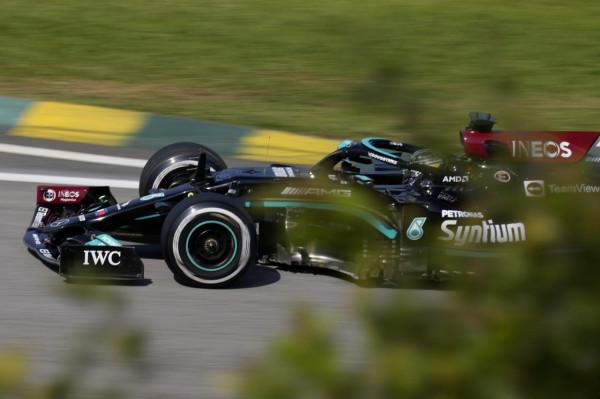 賽車——F1巴西大獎賽:漢密爾頓奪冠 賽車——F1巴西大獎賽:漢密爾頓奪冠