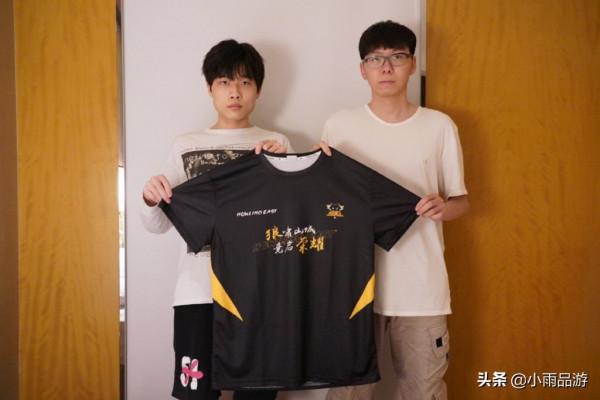 狼隊啟用第三打野今嶼,400萬的晨陽僅一局就棄用,期待小胖迴歸 狼隊啟用第三打野今嶼,400萬的晨陽僅一局就棄用,期待小胖迴歸