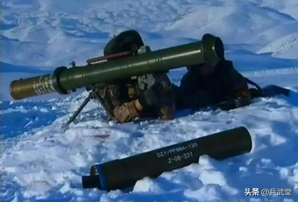 國內合成旅機步班火力如何?七個人一套火箭筒,還有兩人配爆破筒 國內合成旅機步班火力如何?七個人一套火箭筒,還有兩人配爆破筒