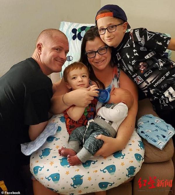 美國降生一“Plus版”巨嬰：重12.7斤 直接穿6個月大孩子的衣服