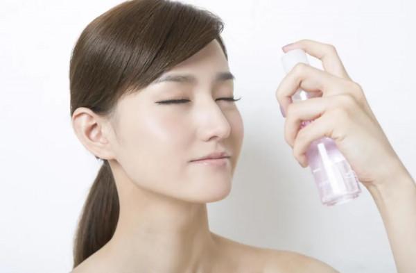 愛美的女性大多都有這4個共性,長期堅持不化妝也會很有魅力 愛美的女性大多都有這4個共性,長期堅持不化妝也會很有魅力