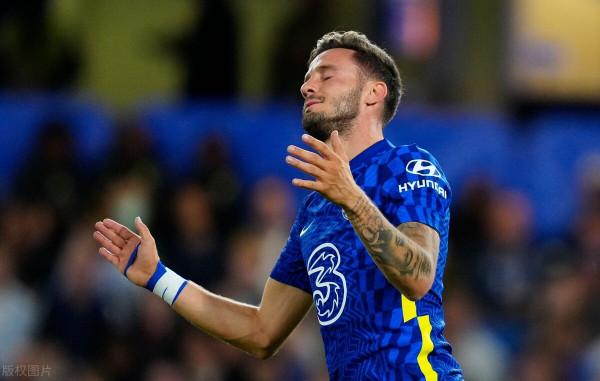 西媒評今夏最差引援:巴薩抓錯兩棵爛稻草,巴黎切爾西強援也不香 西媒評今夏最差引援:巴薩抓錯兩棵爛稻草,巴黎切爾西強援也不香