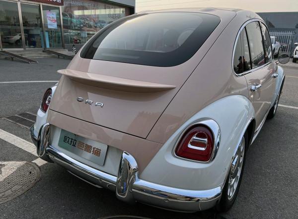 長城尤拉芭蕾貓實車到店，外觀很復古可愛，續航可達500公里