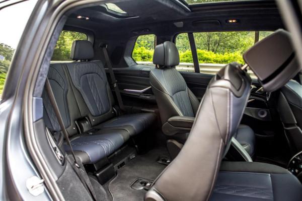 開玩笑!在全尺寸SUV中談操控?寶馬X7還真就這麼幹了! 開玩笑!在全尺寸SUV中談操控?寶馬X7還真就這麼幹了!