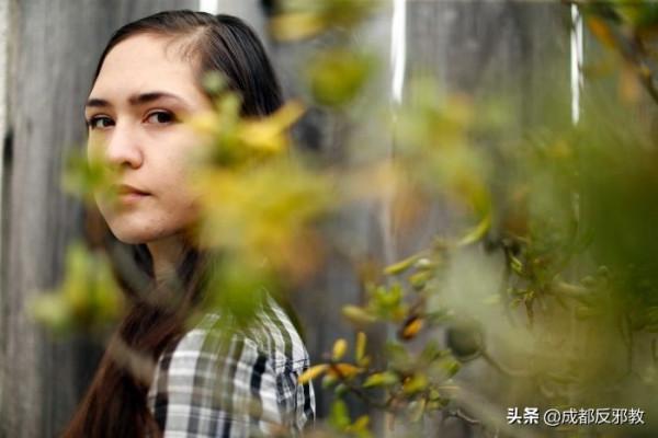 起底潛逃美國的法輪功頭目李洪志和他的“輪子王國”:洋弟子回憶深陷邪教的悲慘經歷 起底潛逃美國的法輪功頭目李洪志和他的“輪子王國”:洋弟子回憶深陷邪教的悲慘經歷